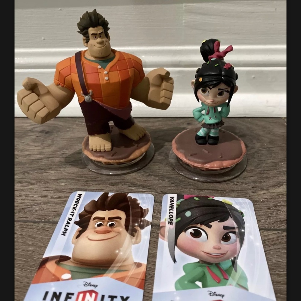 DISNEY INFINITY Lot 2 Figures: Wreck it Ralph and Vanellope